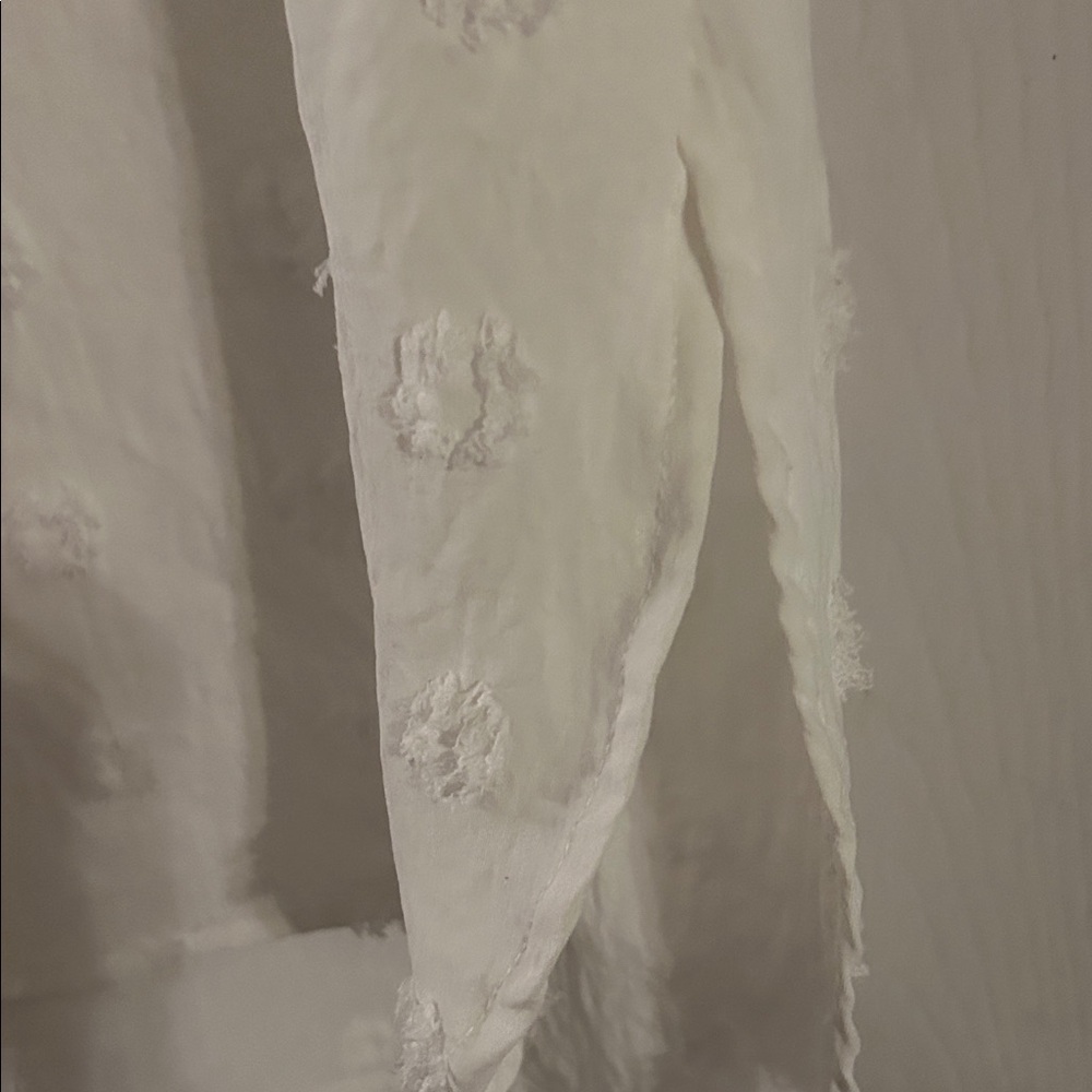 Elegant White Midi Dress - Picture 5 of 9